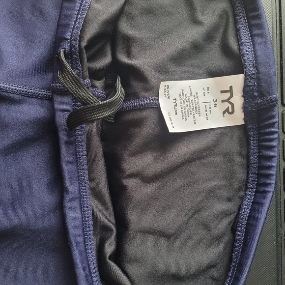 Man's swimming suits - Picture 5 of 6